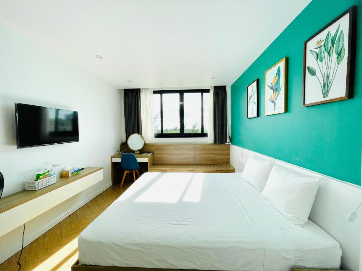The Track Homestay - Near Bai Dai Beach Cam Lam Extérieur photo