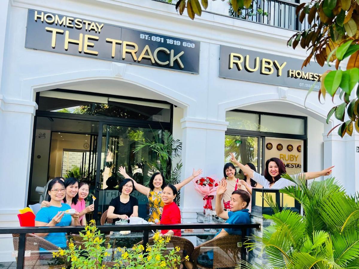 The Track Homestay - Near Bai Dai Beach Cam Lam Extérieur photo