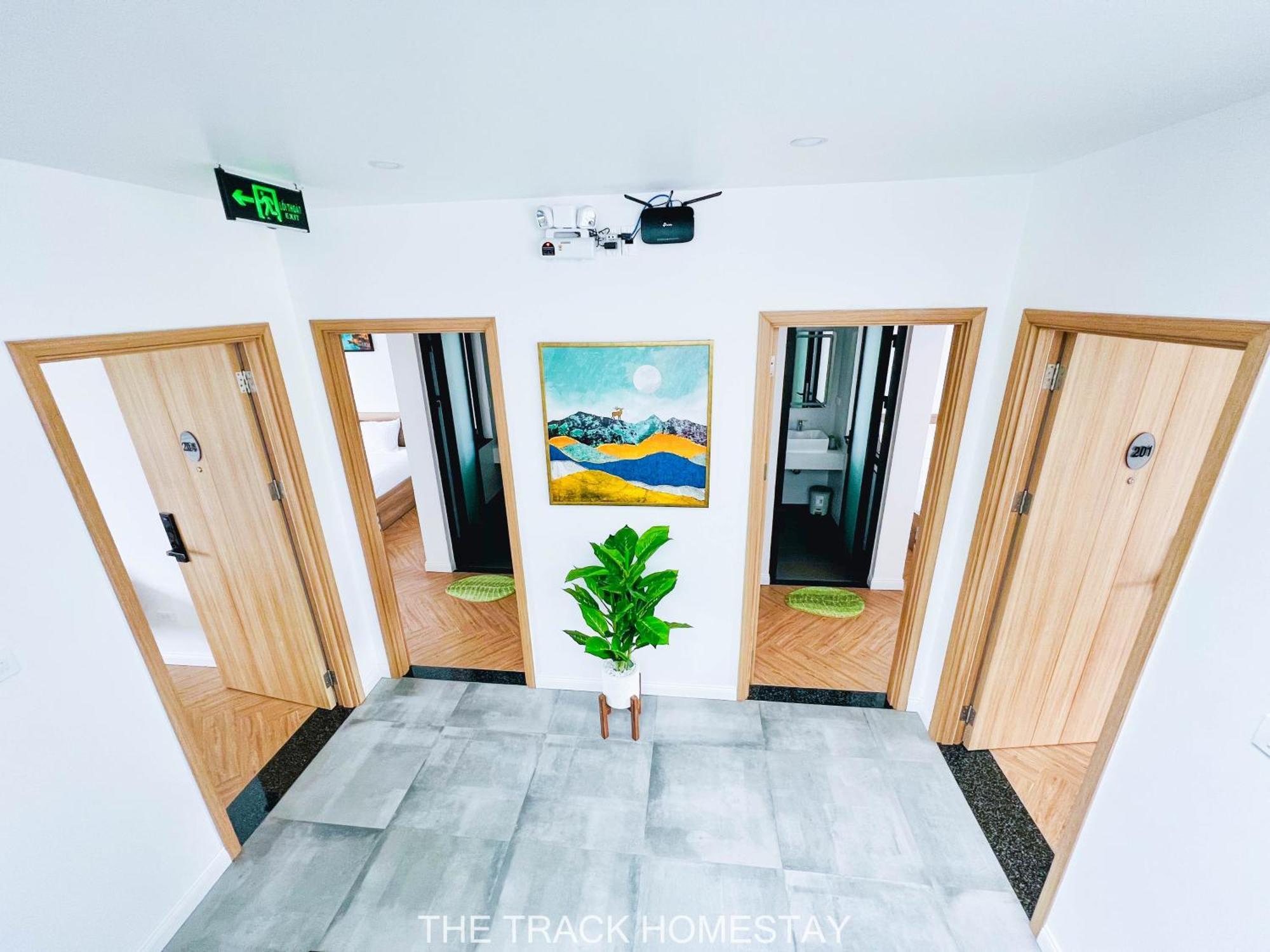 The Track Homestay - Near Bai Dai Beach Cam Lam Extérieur photo