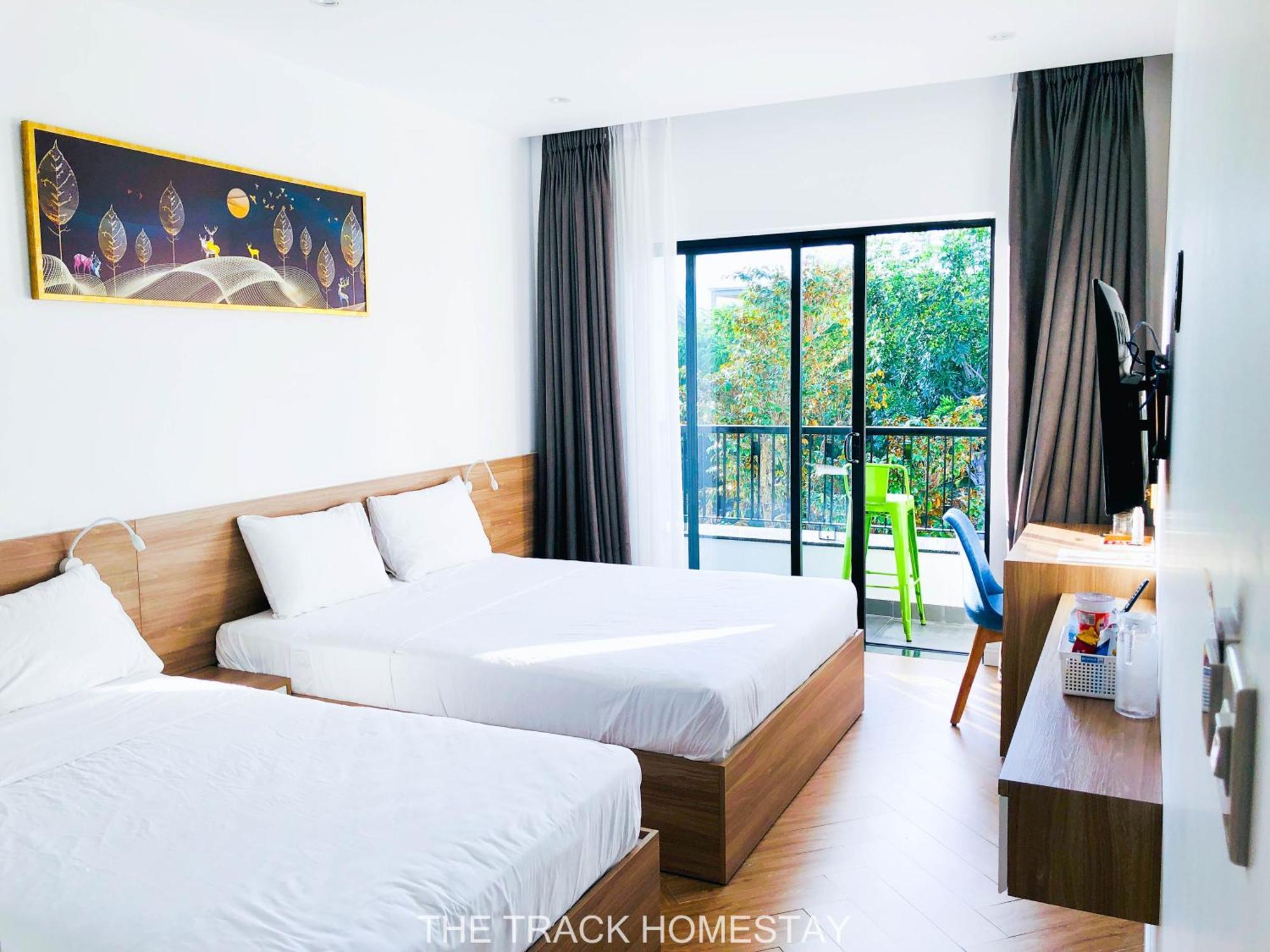 The Track Homestay - Near Bai Dai Beach Cam Lam Extérieur photo